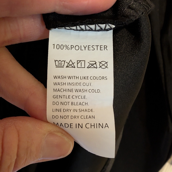 🍄 Chic Black Long Sleeve Women's Top - Picture 3 of 8